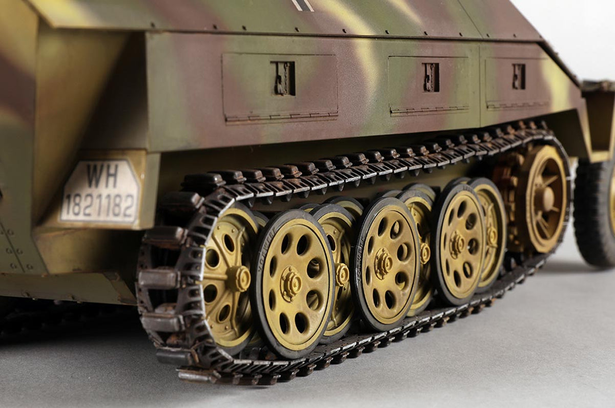 Trumpeter Tysk Sd.Kfz 251/22D half track - 1:16