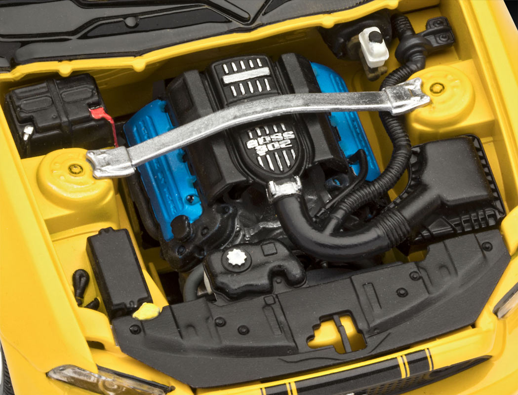 Revell 2013 Ford Mustang Boss 302 modelbil