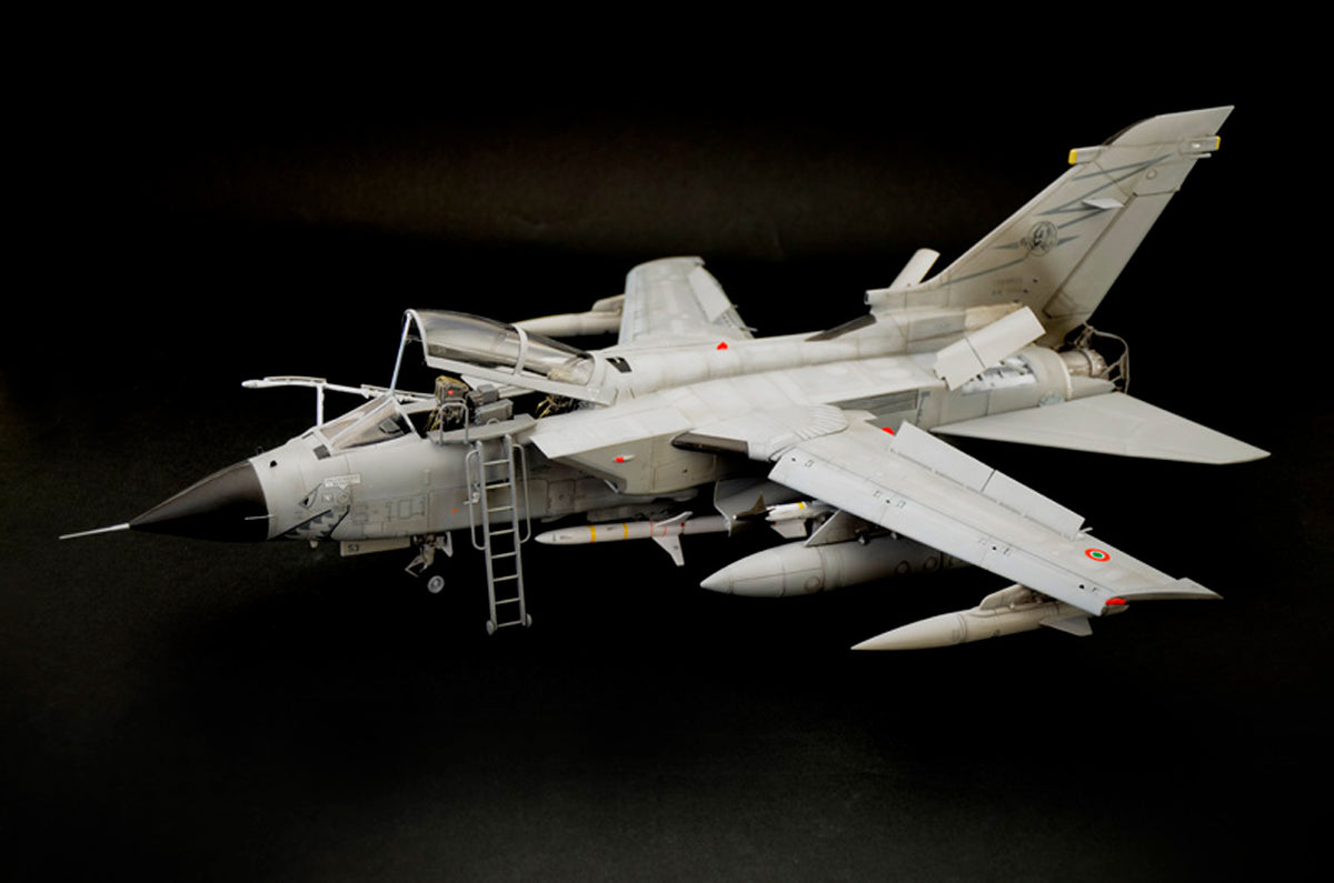 Italeri 1:32 Tornado ECR - Modelfly