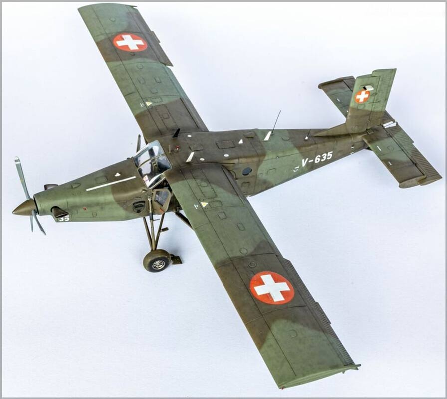Heller Pilatus PC-6 B2/H2 Turbo Porter - 1:48