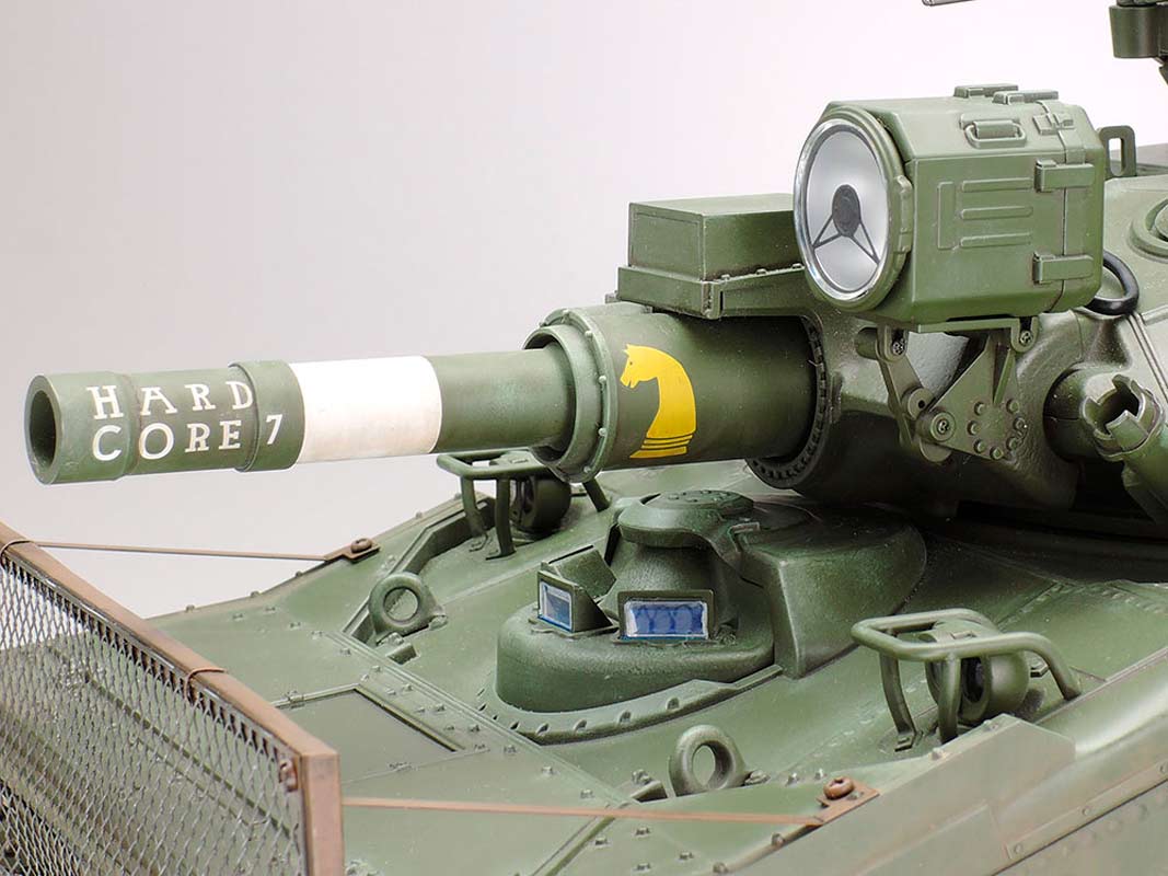 Tamiya US Airborne tank M551 Sheridan - 1:16