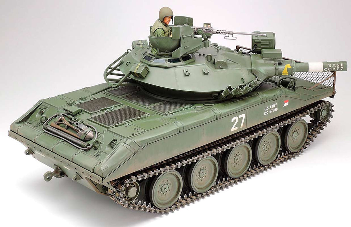 Tamiya US Airborne tank M551 Sheridan - 1:16
