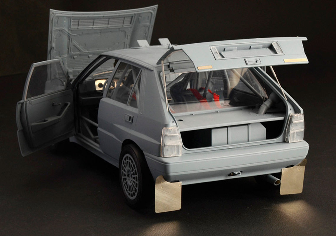 Italeri 1:12 Lancia Delta HF integrale 16v - Modelbil