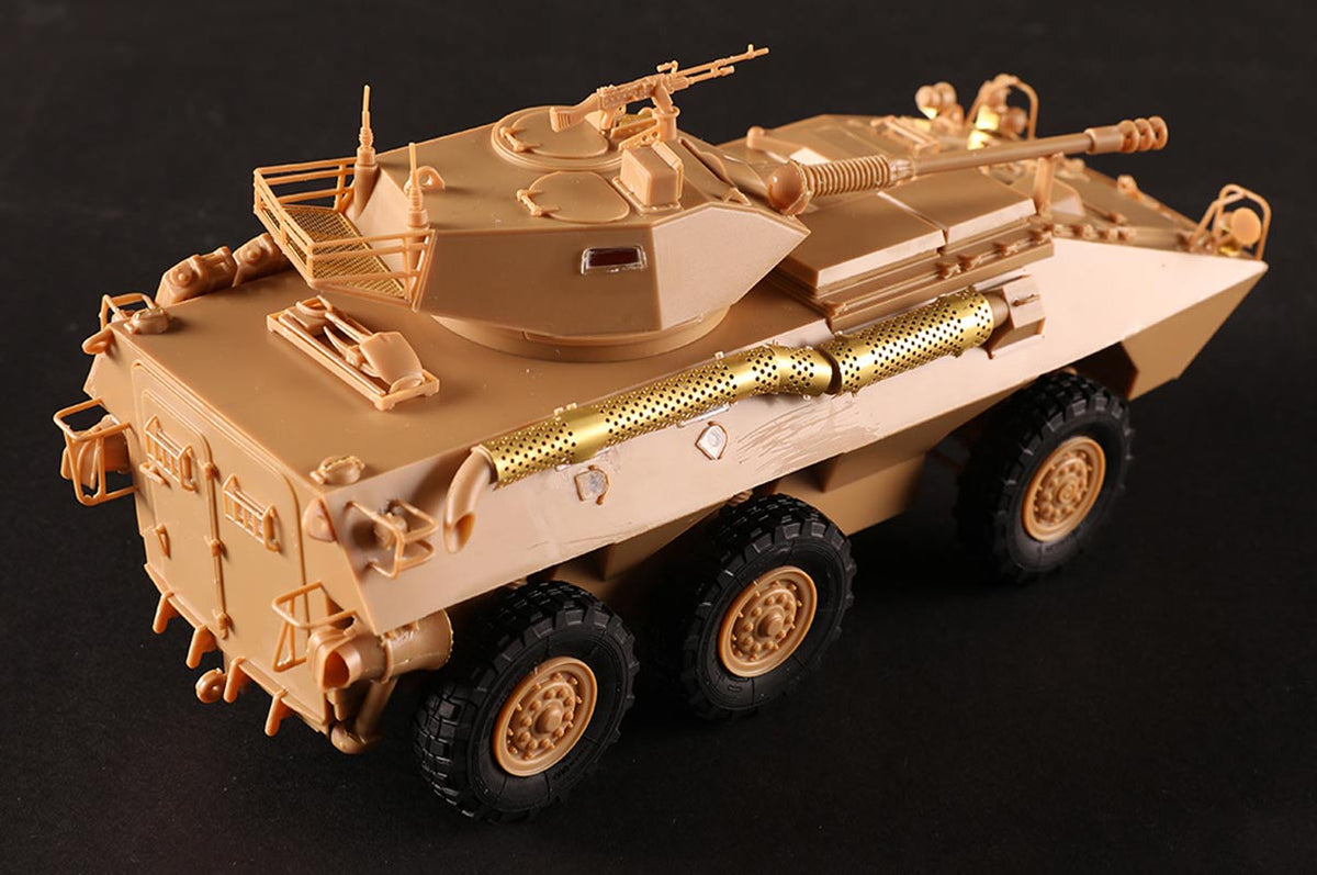 Hobby Boss LAV300 90mm Cockerill Gun - 1:35