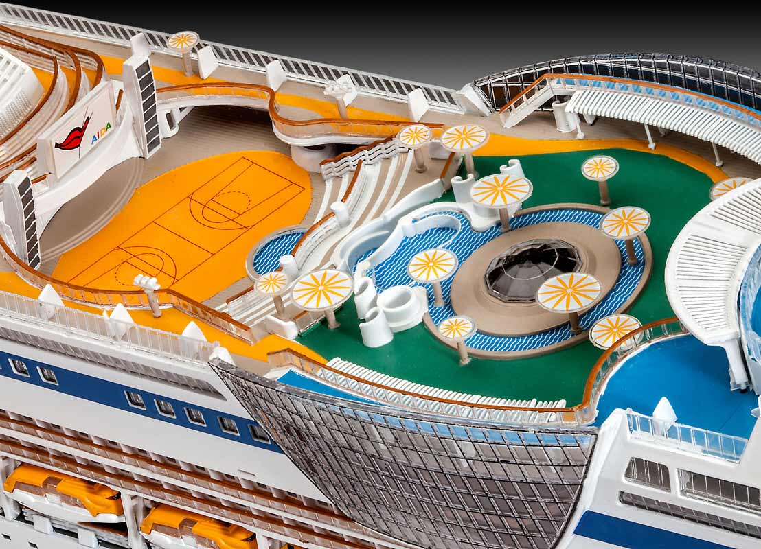 Revell krydstogtskibet Aida
