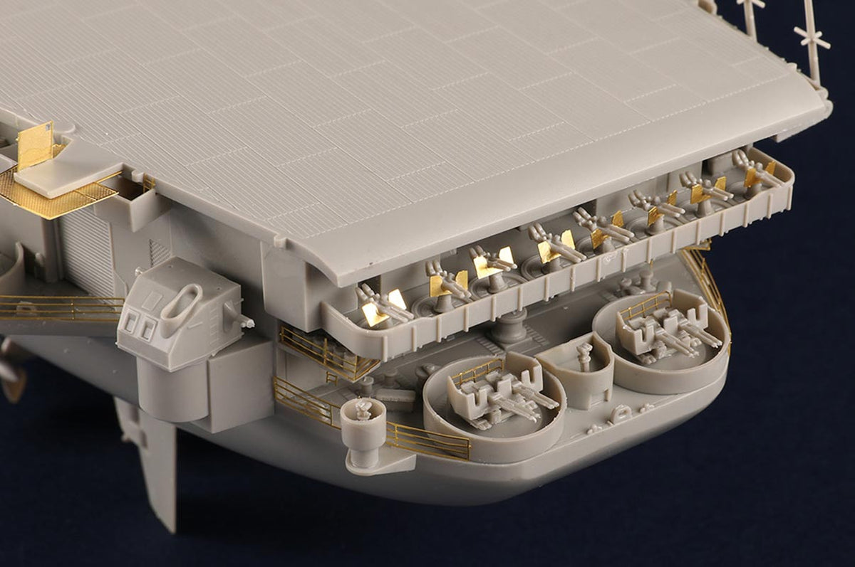 Trumpeter USS Midway - 1:350