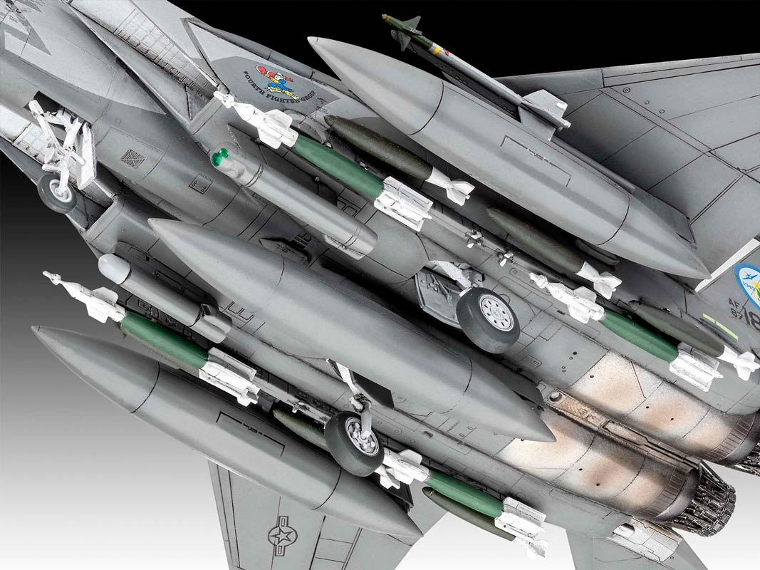 Revell F-15E Strike Eagle modelfly