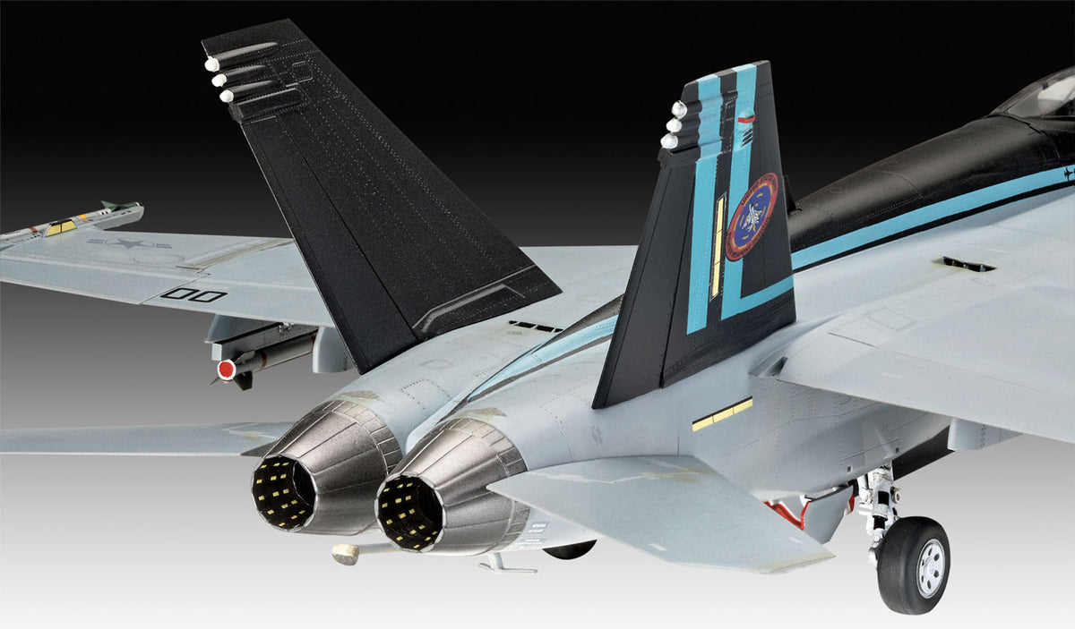 Revell Maverick's F/A-18E Super Hornet Top Gun: Maverick modelfly