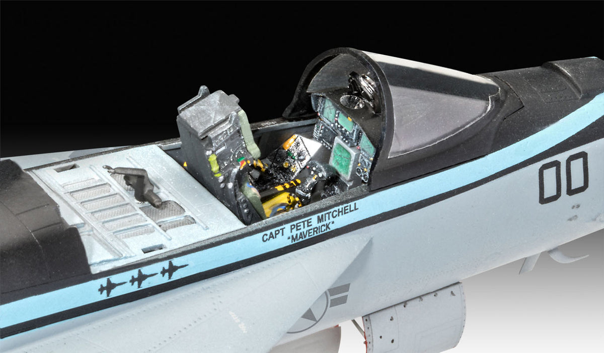 Revell Maverick's F/A-18E Super Hornet Top Gun: Maverick modelfly
