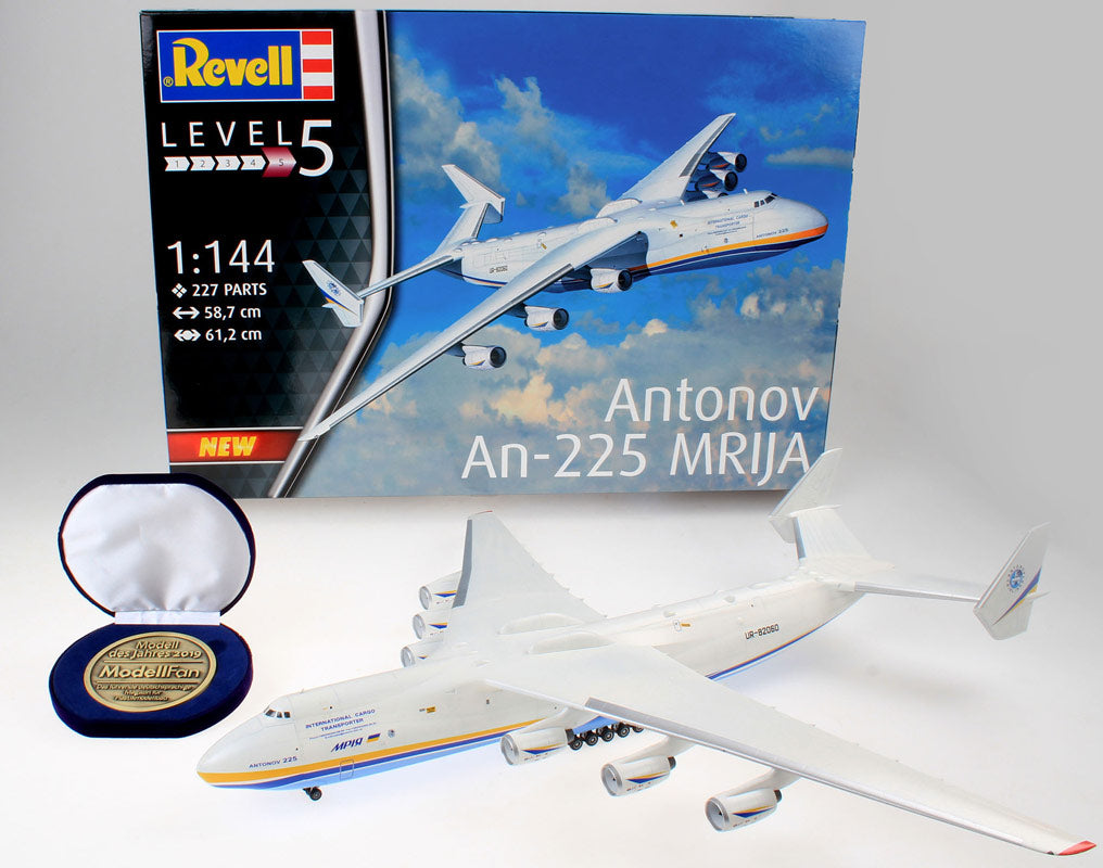Revell Antonov AN-225 Mrija "Fan model of the year" modelfly