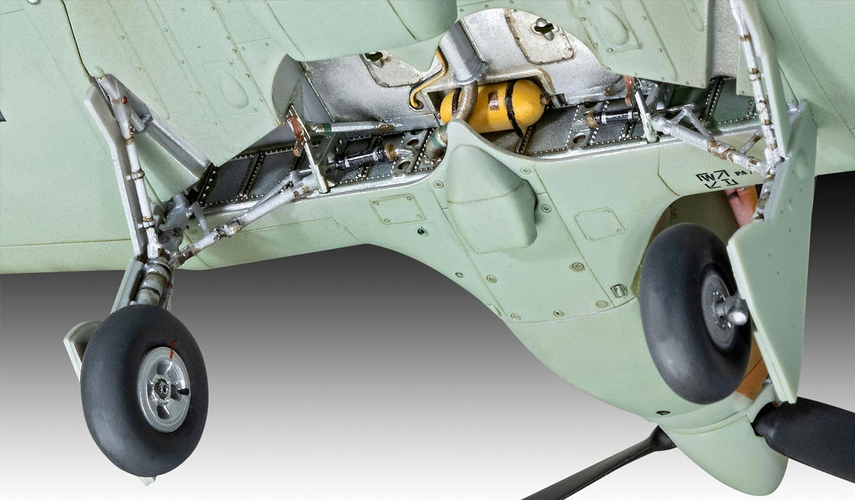 Revell Hawker Hurricane Mk IIb modelfly