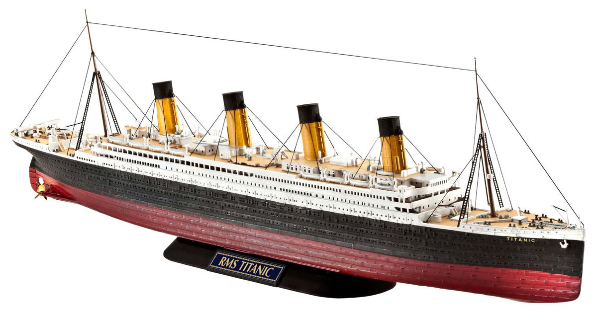 Revell R.M.S. TITANIC modelskib