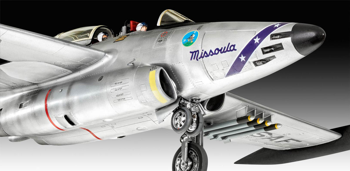 Revell Northrop F-89 Scorpion, 75th anniv. modelfly - 1:48