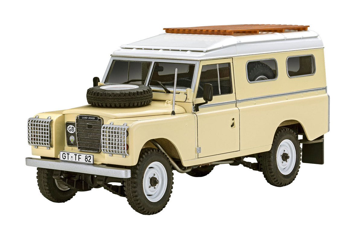 Revell Land Rover Series III LWB modelbil