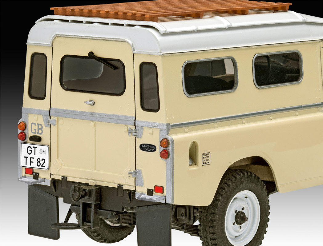 Revell Land Rover Series III LWB modelbil