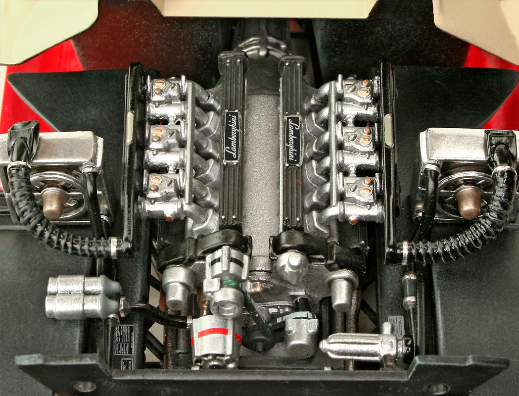 Revell Lamborghini Countach LP500S : 1:24 modelbil