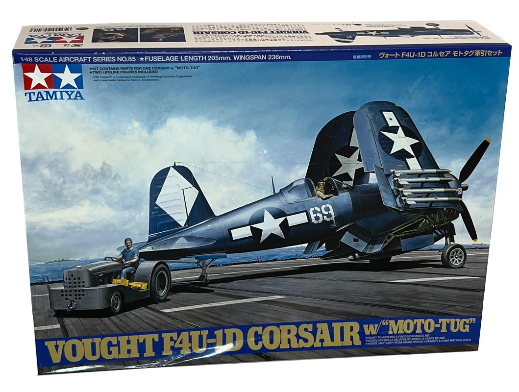Tamiya Vought F4U-1D Corsair med "Moto-Tug" modelfly