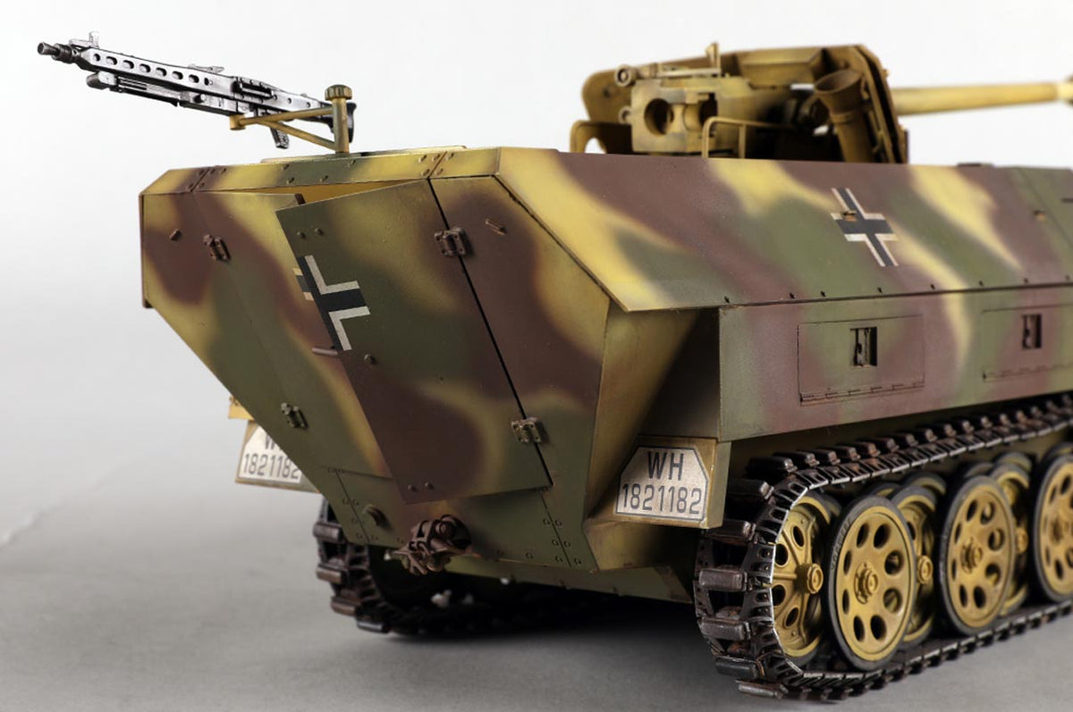 Trumpeter Tysk Sd.Kfz 251/22D half track - 1:16