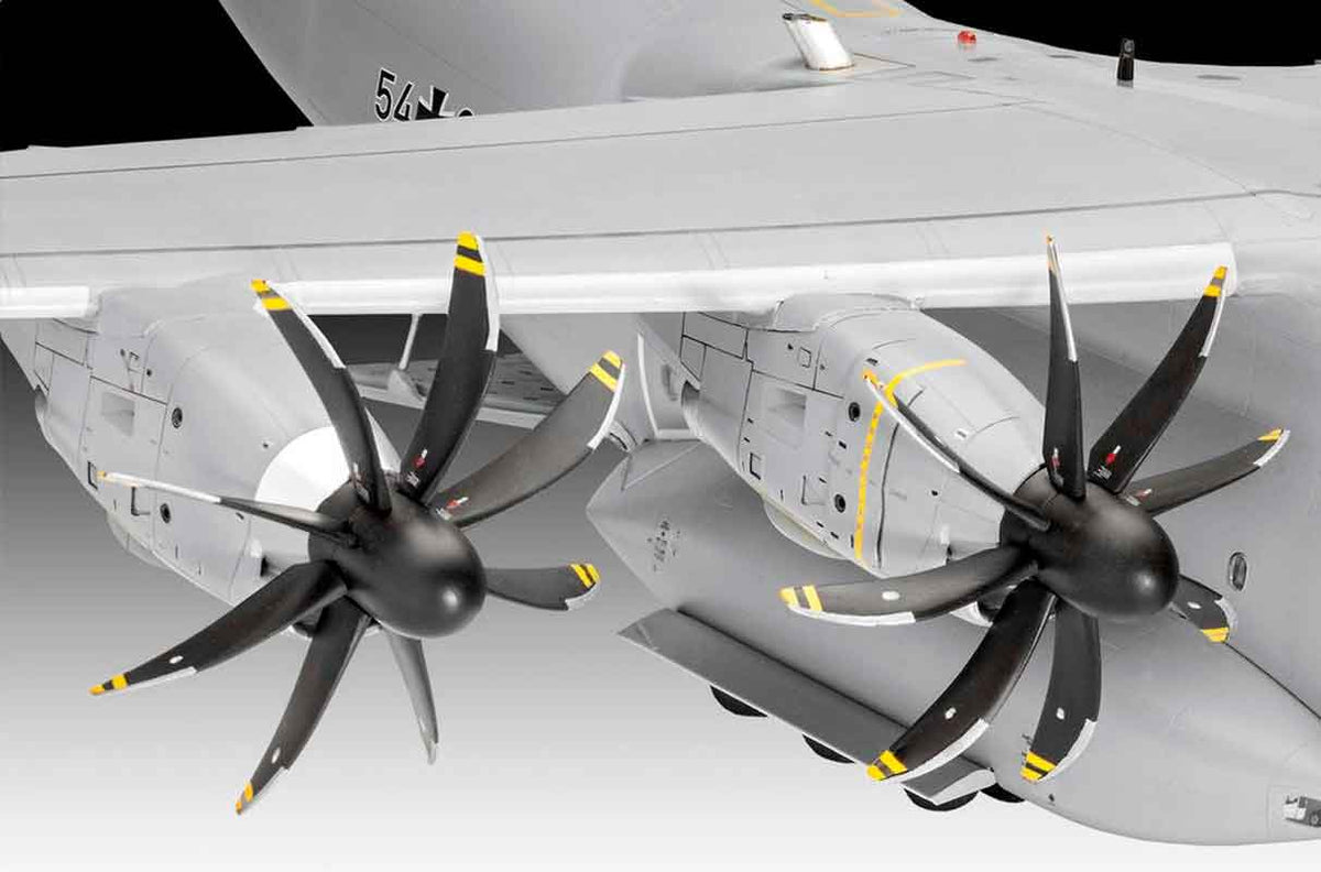 Revell Luftwaffe Airbus A400M Atlas