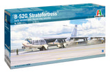 Italeri 1:72 B-52G Stratofortress Early version with Hound Dog Missiles - Modelfly