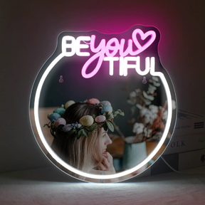 Neon Spejl - Personligt Vanity Vægspejl med Neon Lys og Akryl Design