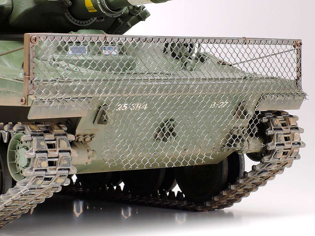 Tamiya US Airborne tank M551 Sheridan - 1:16