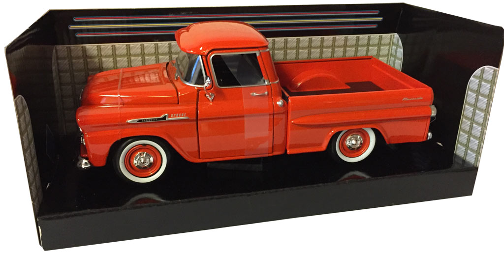 Chevy Apache fleetside pickup 1958