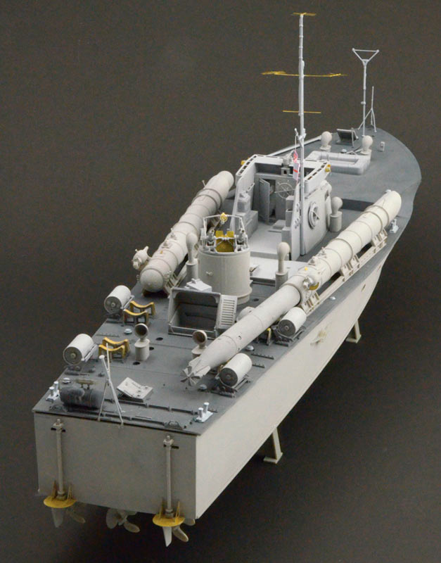 Italeri Vosper 72´6 motortorpedobåd - 1:35