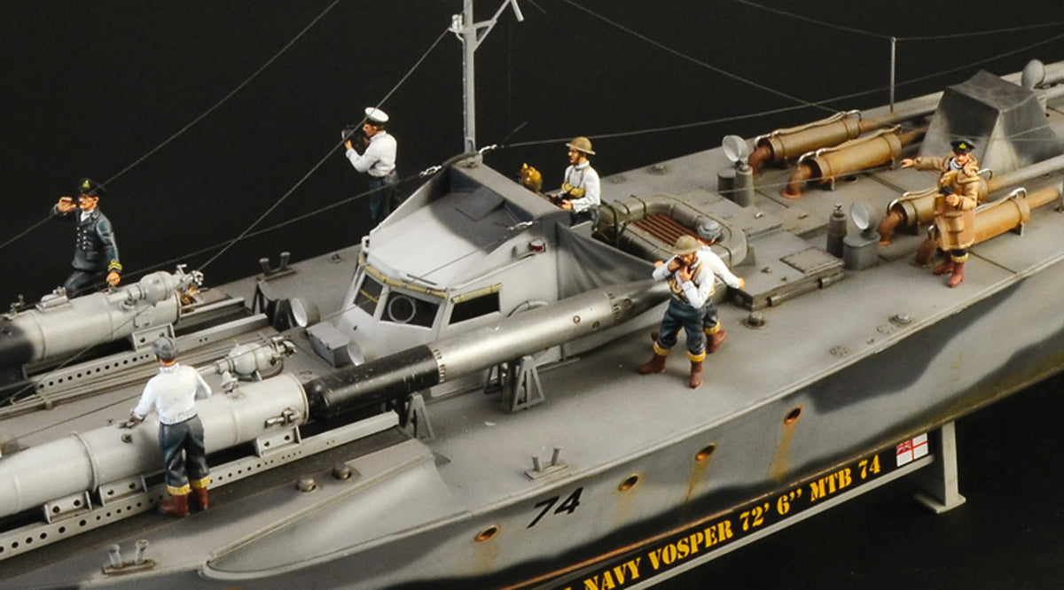 Italeri 1:35 Vosper MTB 74 med mandskab - Modelskib