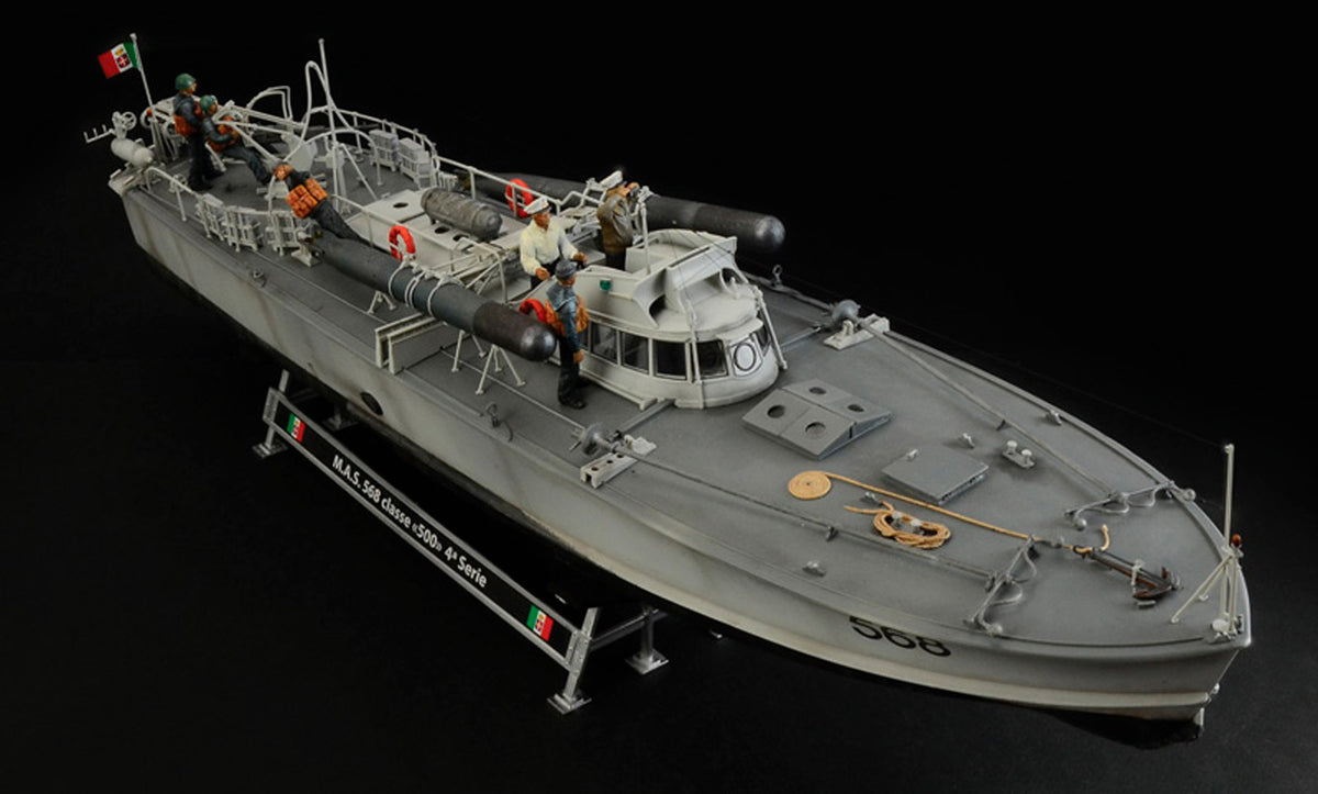 Italeri 1:35 M.A.S 563/568 m. besætning - Modelskib