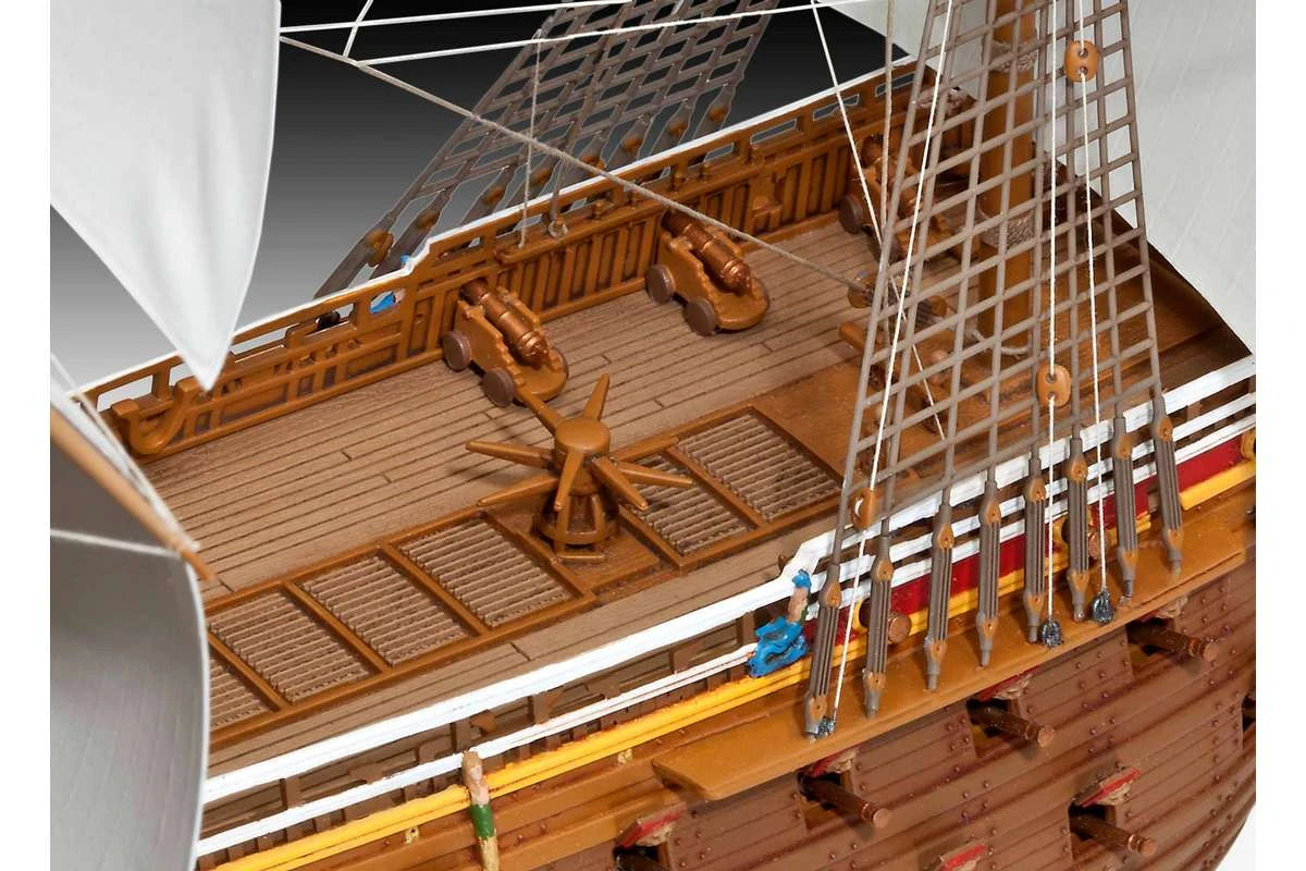 Revell Swedish Regal Ship "Vasa 1628" 1:150