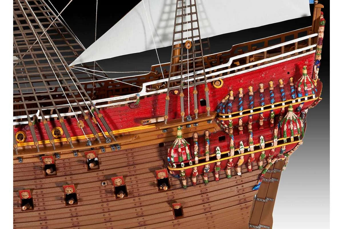 Revell Swedish Regal Ship "Vasa 1628" 1:150