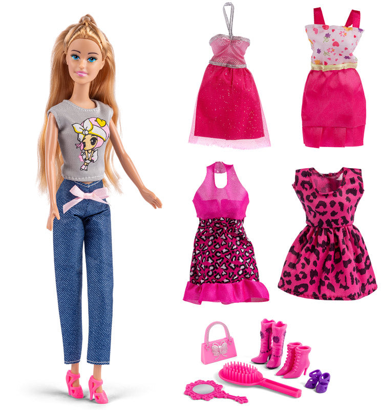 Judith Fashion med 4 kjoler og tilbehør