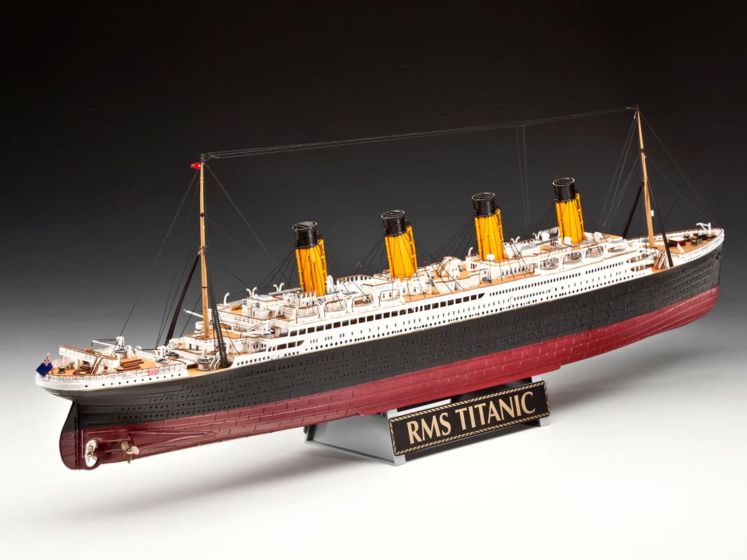 Revell R.M.S Titanic 100 års udgave