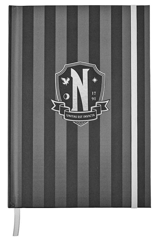 Wednesday Addams notesbog - Nevermore logo