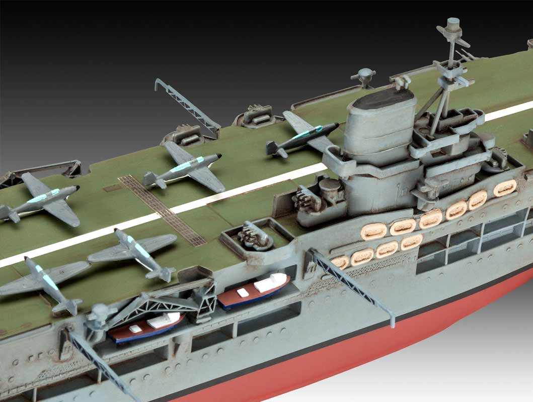 Revell HMS Ark Royal og destroyer