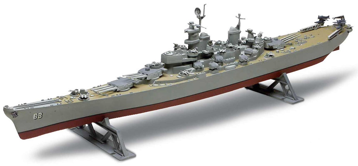 Revell USS Missouri the mighty mo battleship