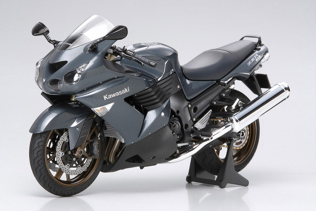 Tamiya Kawasaki ZZR1 1400 - Model motorcykel
