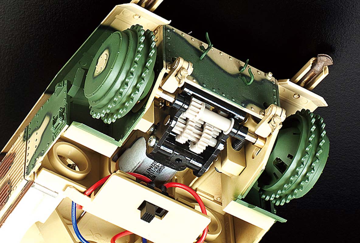Tamiya French battle tank B1 bis - Modelkampvogn