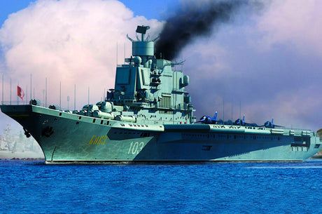 Hobby Boss Soviet Aircraft Carrier Baku 1:700 modelskib