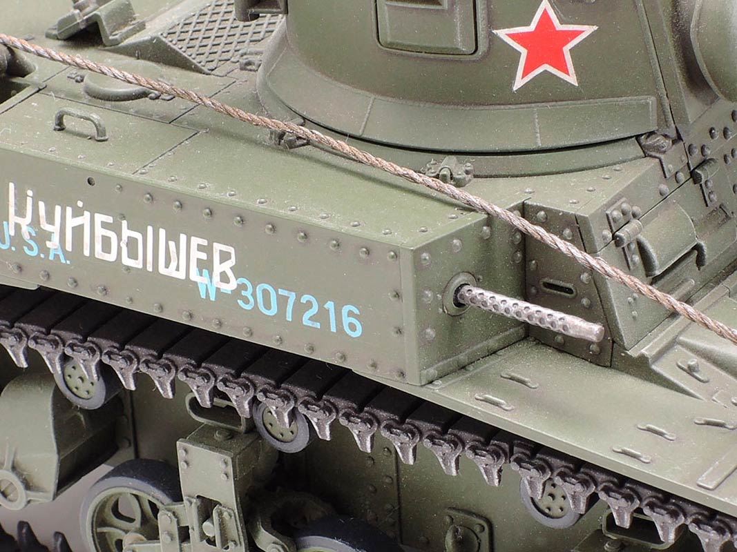 Tamiya M3 U.S Light Tank "Stuart" modelkampvogn