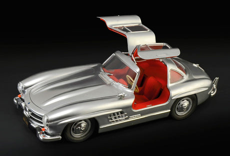Italeri 1:16 Mercedes Benz 300 SL Gullwing - Modelbil