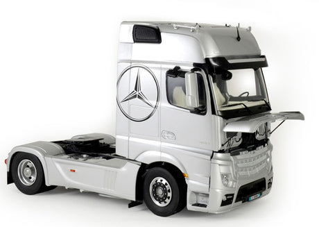 Italeri Mercedes Actros MP4 lastbil - 1:24
