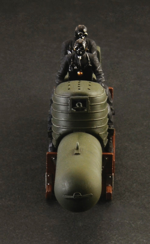 Italeri 1:35 S.L.C Maiale m. besætning - Modelskib
