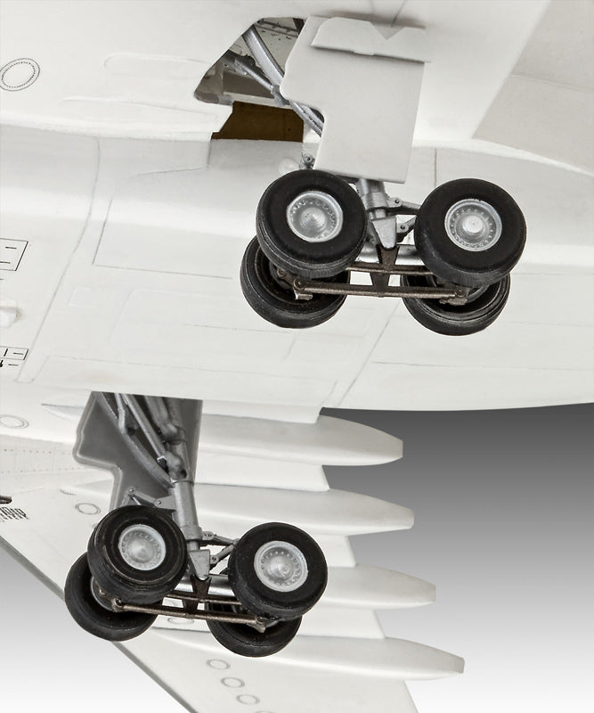 Revell Airbus A330-300 - Lufthansa New Livery - 1:144 modelfly