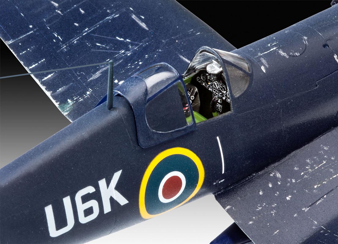 Revell F4U-1B Corsair Royal Navy modelfly