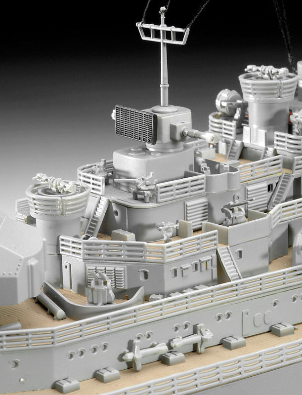 Revell Bismarck modelskib