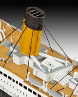 Revell R.M.S. TITANIC modelskib