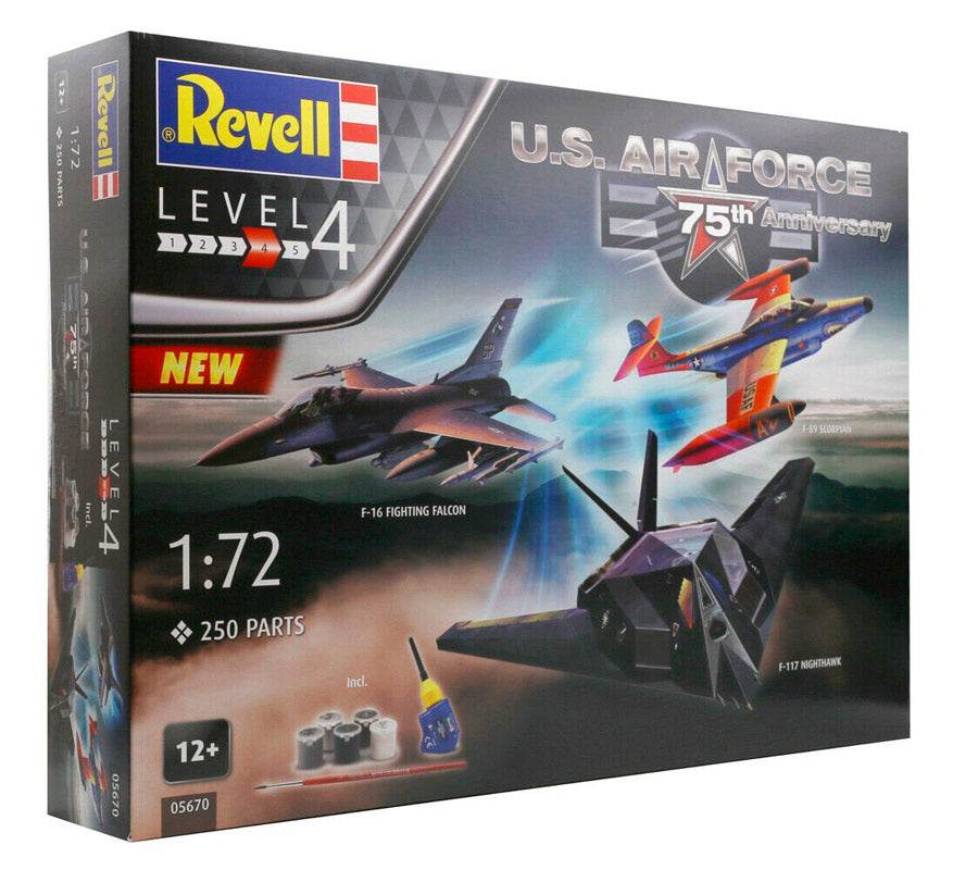Revell US Air Force 75th Anniversary modelfly - Med lim og maling
