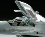 Revell US Air Force 75th Anniversary modelfly - Med lim og maling